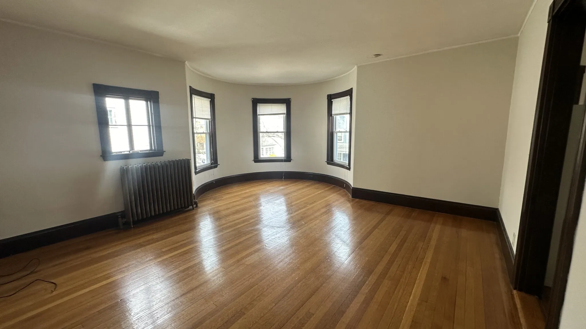 1 bed, 1 bath apartment for rent at 72 Thurston St Unit 2aa, Winter Hill — photo 5 of 24