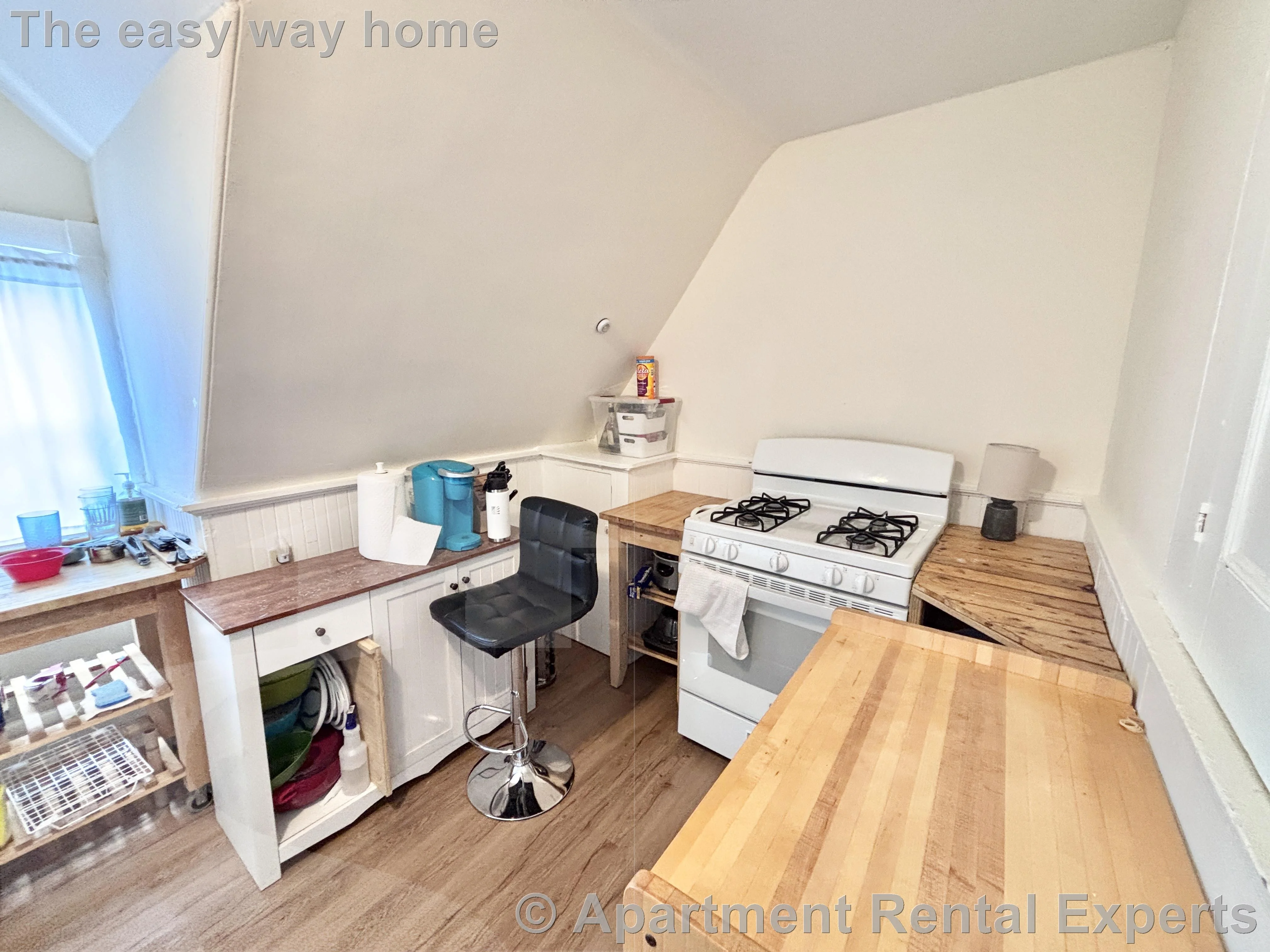 1 bed, 1 bath apartment for rent at 72 Thurston St Unit 3, Winter Hill — photo 10 of 24