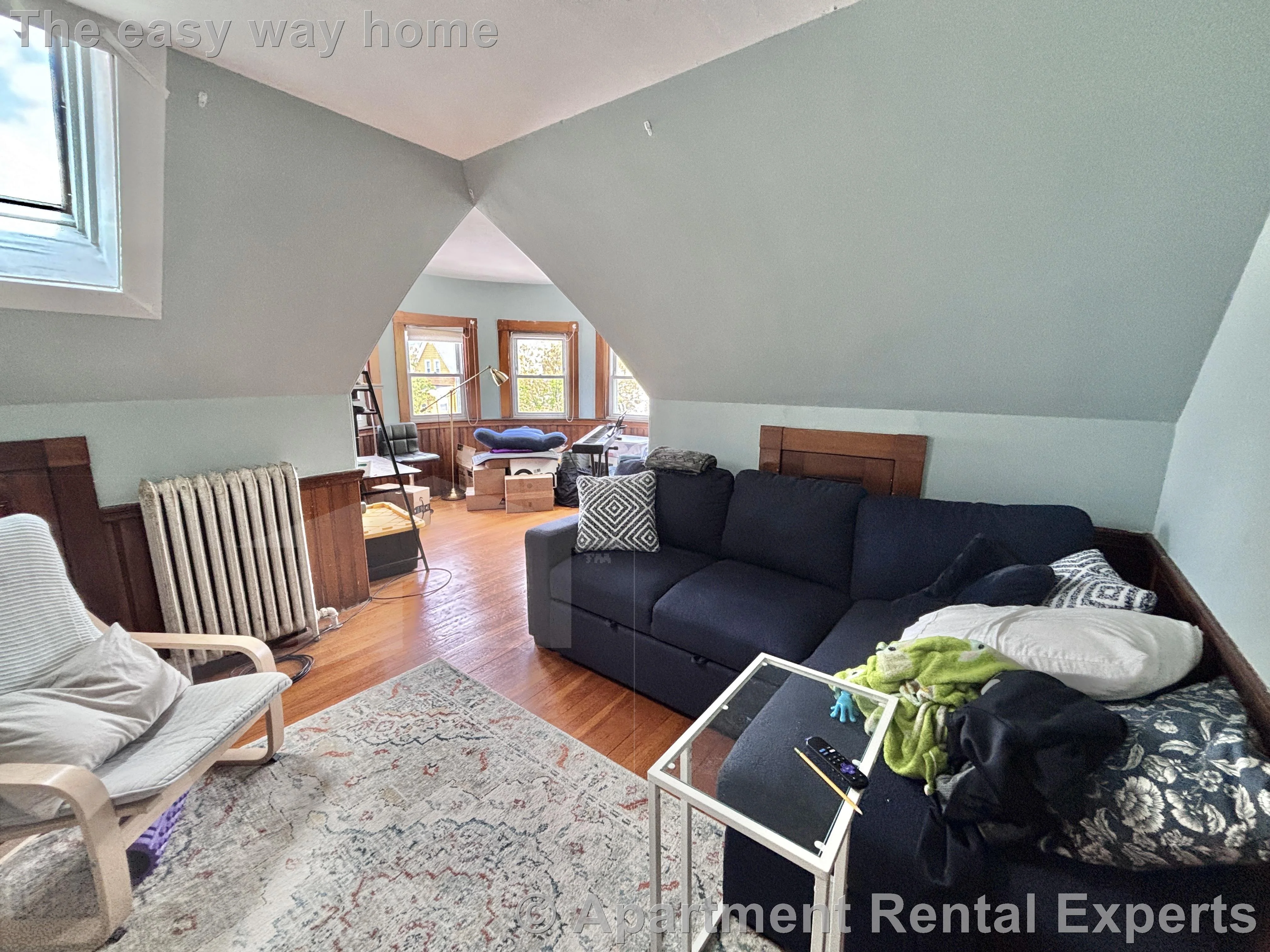 1 bed, 1 bath apartment for rent at 72 Thurston St Unit 3, Winter Hill — photo 1 of 24