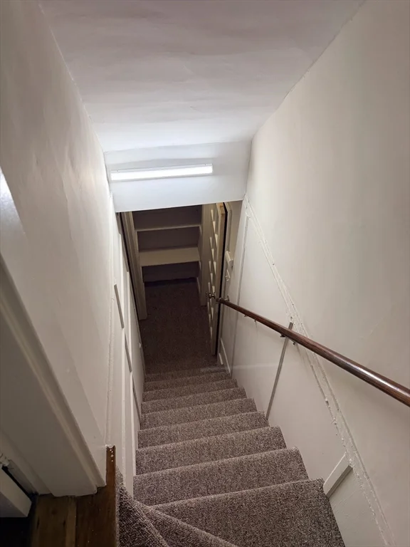 4 bed, 3 bath apartment for rent at 72 Tyndale St Unit 0, Roslindale — photo 27 of 38