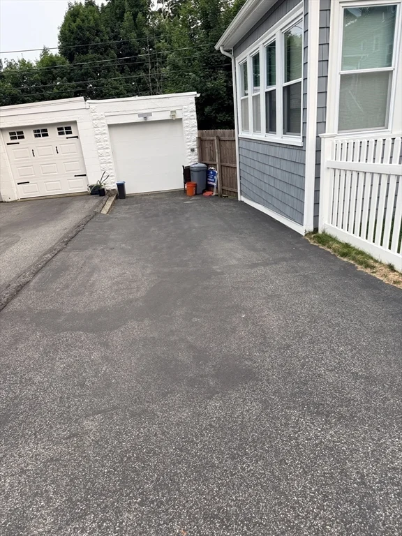 4 bed, 3 bath apartment for rent at 72 Tyndale St Unit 0, Roslindale — photo 38 of 38