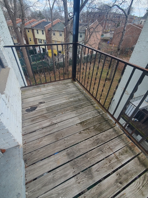 1 bed, 1 bath apartment for rent at 72 Walnut Park Unit 9, Roxbury — photo 8 of 8