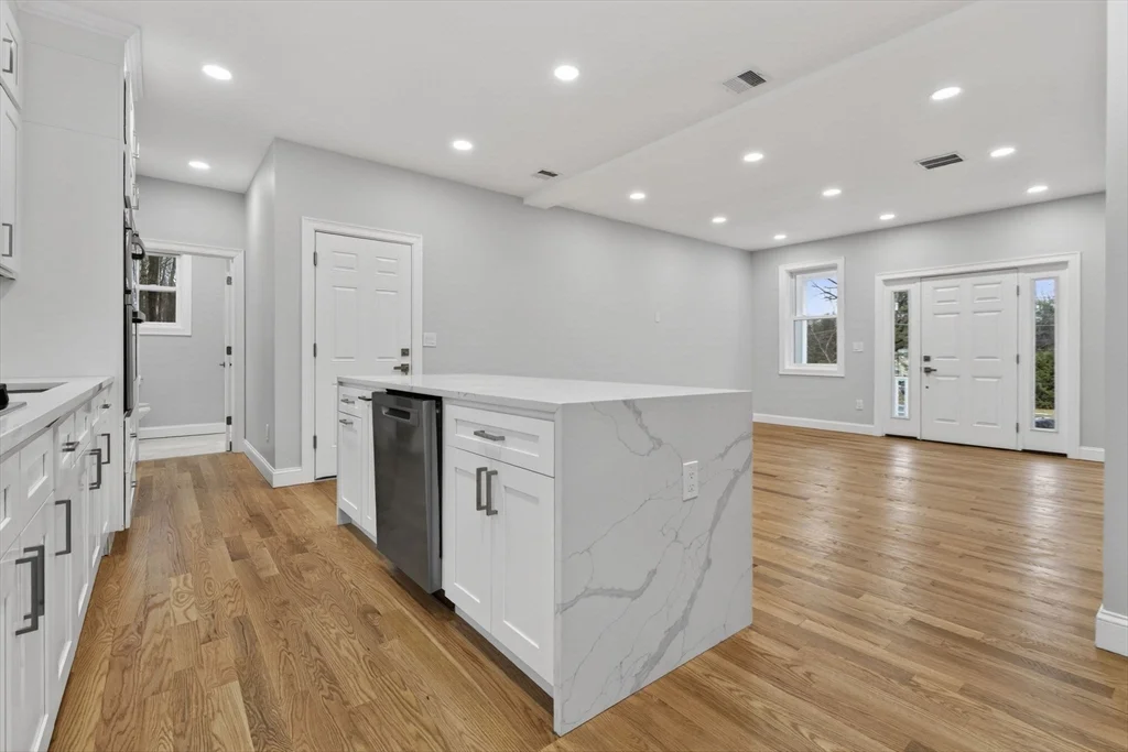 3 bed, 2 bath apartment for rent at 72 Westborough Rd Unit 1, Grafton — photo 10 of 40