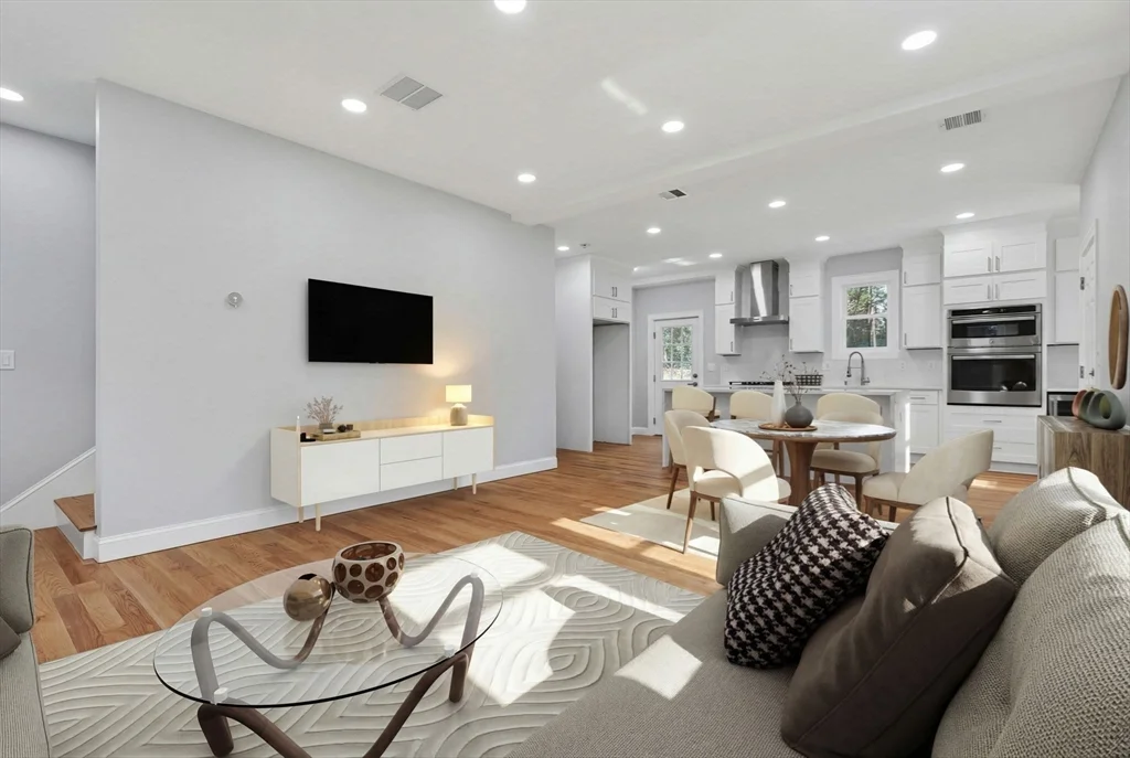 3 bed, 2 bath apartment for rent at 72 Westborough Rd Unit 1, Grafton — photo 3 of 40