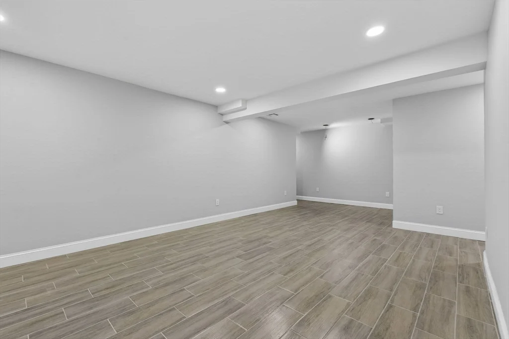 3 bed, 2 bath apartment for rent at 72 Westborough Rd Unit 1, Grafton — photo 29 of 40