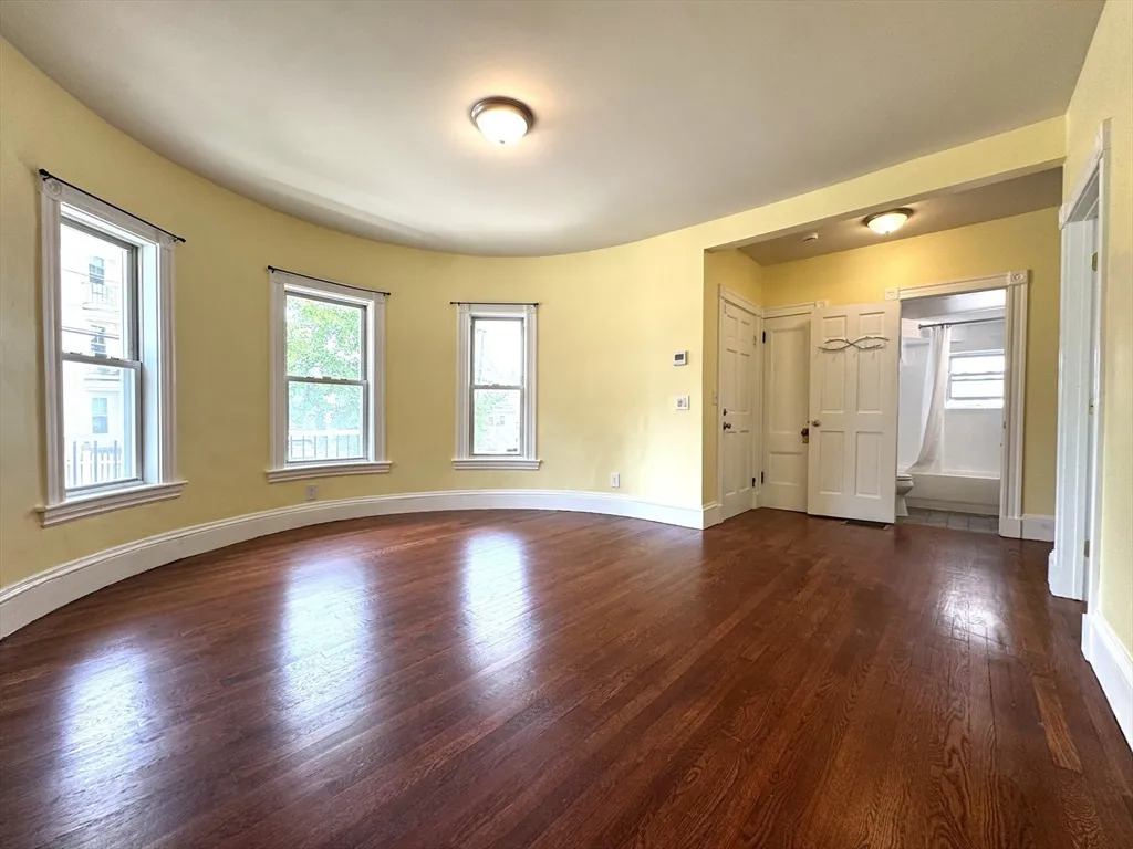 2 bed, 1 bath apartment for rent at 72 Winchester St Unit 1, Medford — photo 5 of 22