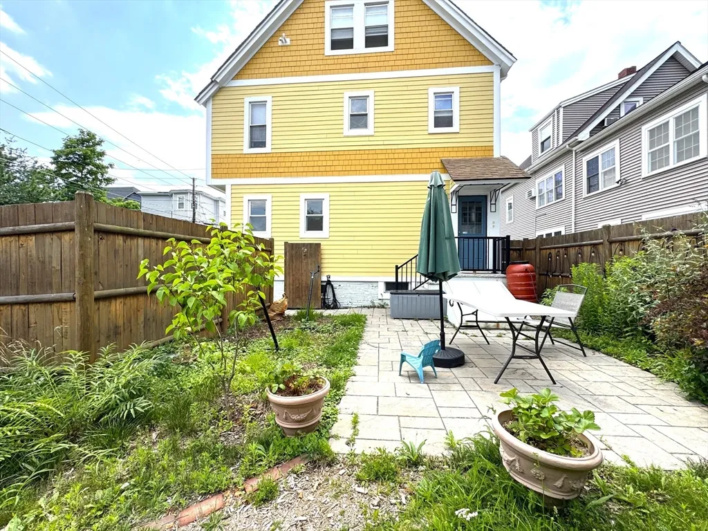 2 bed, 1 bath apartment for rent at 72 Winchester St Unit 1, Medford — photo 18 of 22
