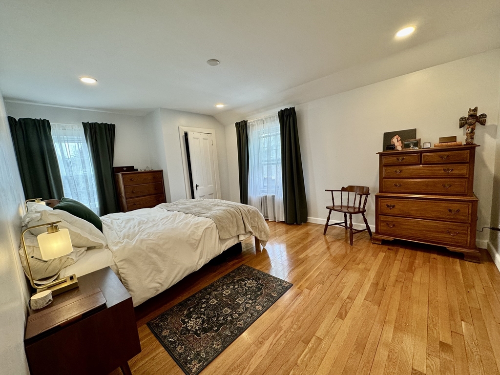 2 bed, 1 bath apartment for rent at 72 Windsor Rd Unit 1, Salisbury Road - Corey Farm — photo 7 of 16