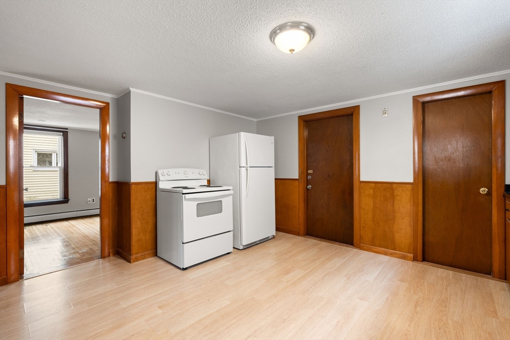 1 bed, 1 bath apartment for rent at 72 Wyoming Ave Unit 1, Malden — photo 11 of 12