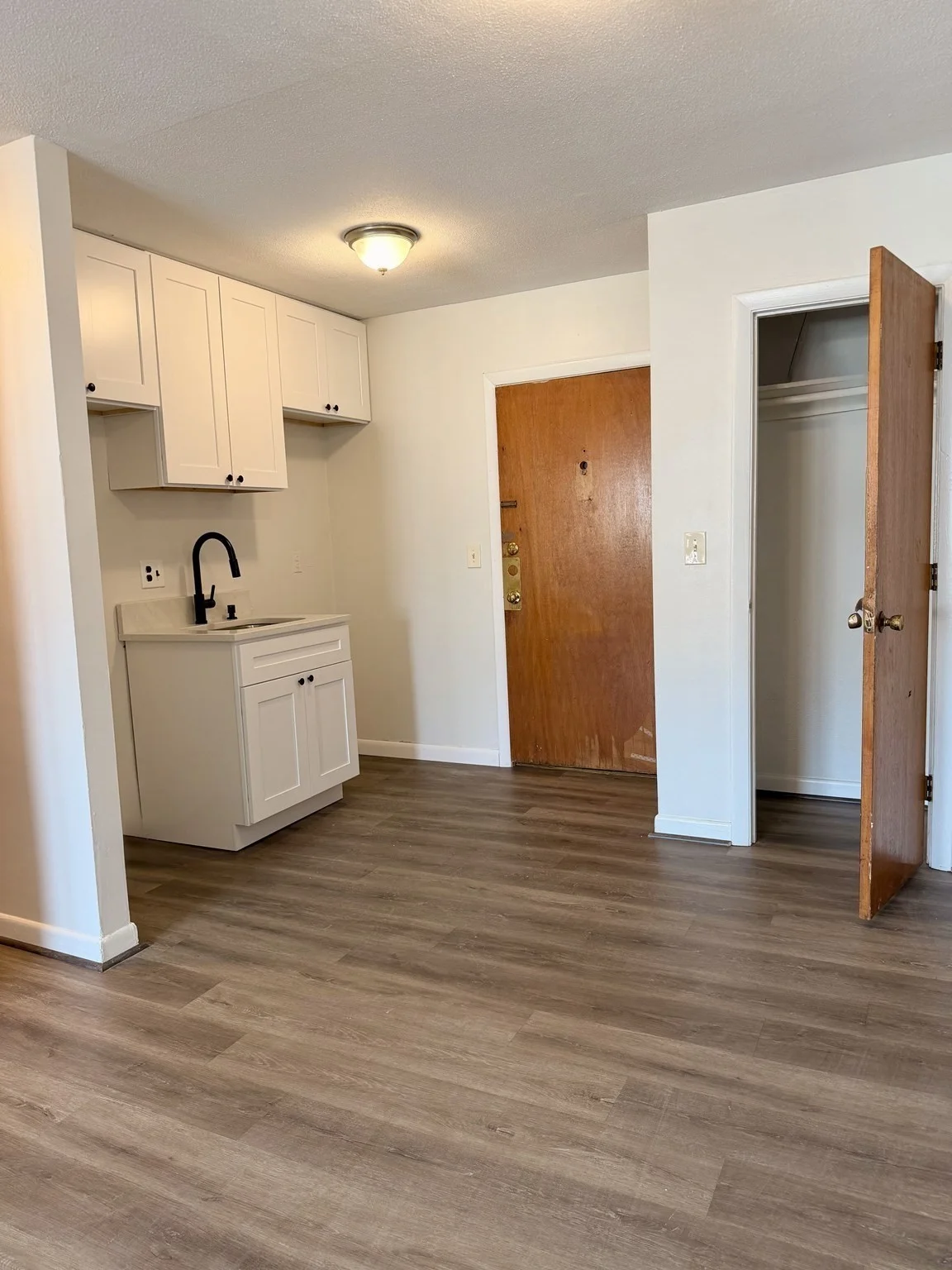 Studio bed, 1 bath apartment for rent at 720 Bennington St Unit 204, East Boston — photo 8 of 9