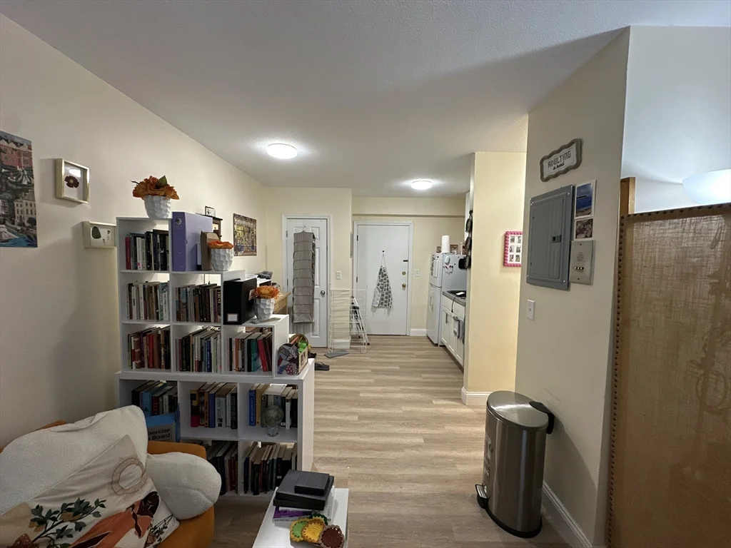 Studio bed, 1 bath apartment for rent at 720 Bennington Unit 106, East Boston — photo 3 of 9