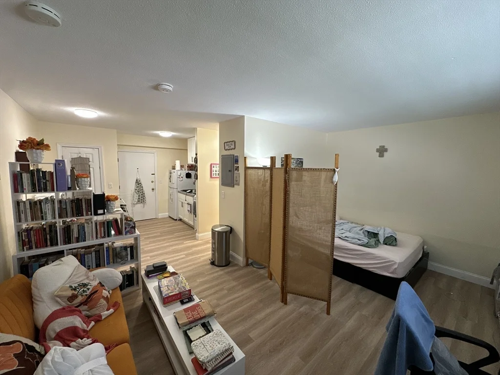 Studio bed, 1 bath apartment for rent at 720 Bennington Unit 106, East Boston — photo 1 of 9