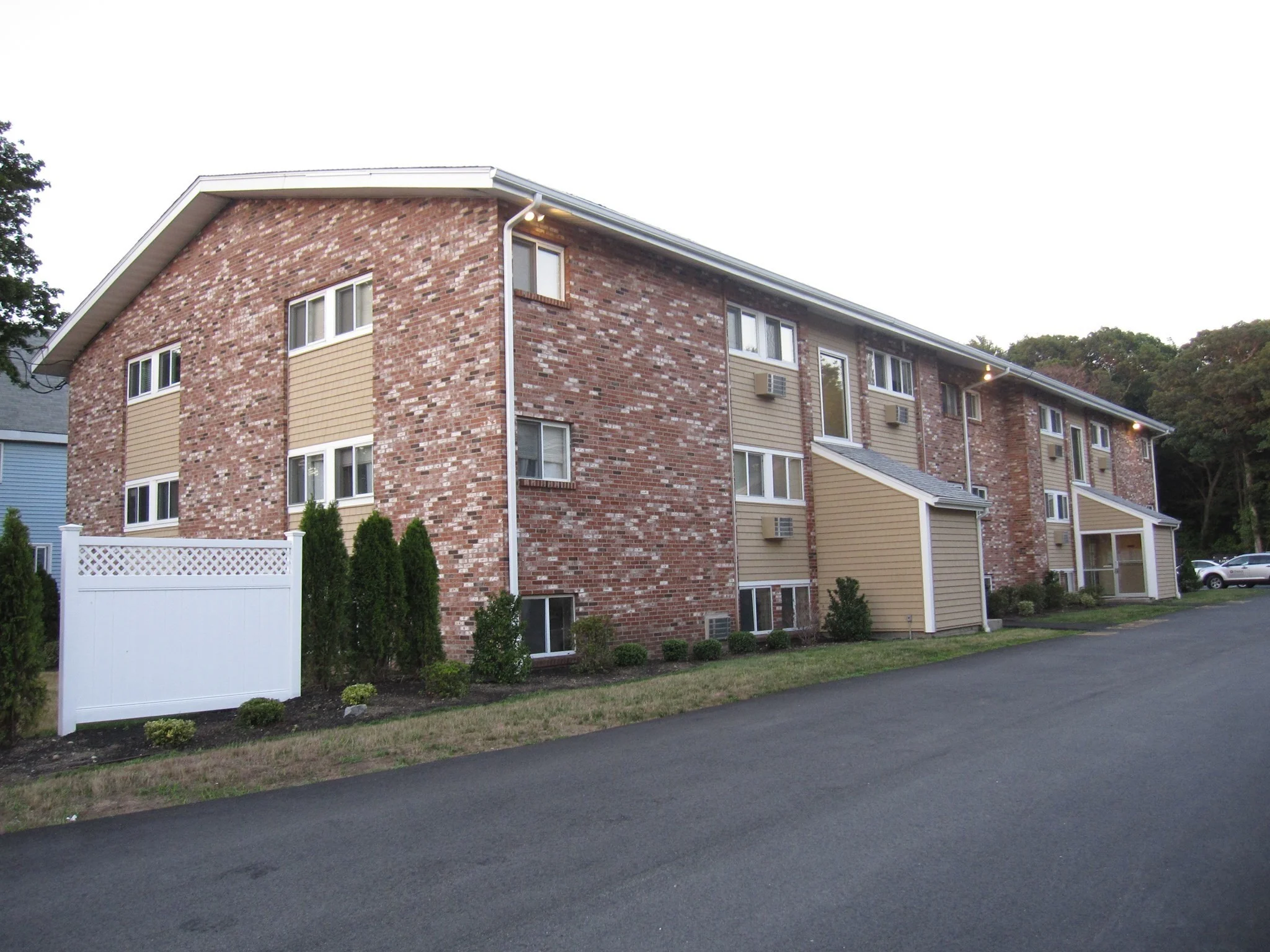 2 bed, 1 bath apartment for rent at 720 Main St Unit 10, Weymouth — photo 1 of 24