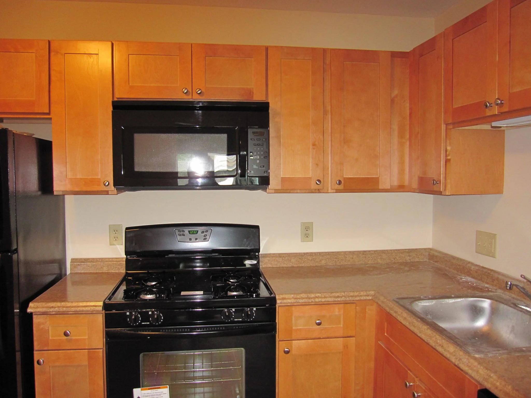 2 bed, 1 bath apartment for rent at 720 Main St Unit 10, Weymouth — photo 3 of 24