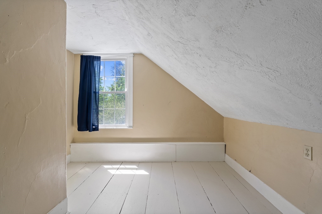 2 bed, 2 bath apartment for rent at 720 Main St Unit 3, Bolton — photo 9 of 10