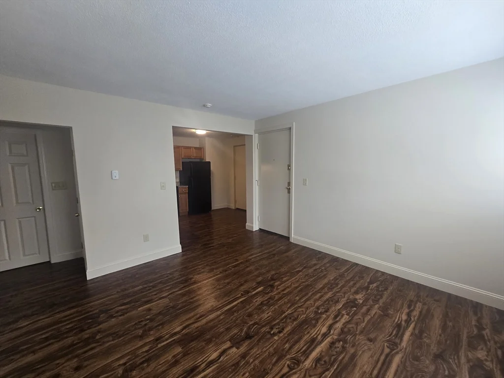 2 bed, 1 bath apartment for rent at 720 Main St Unit 4, Weymouth — photo 7 of 18