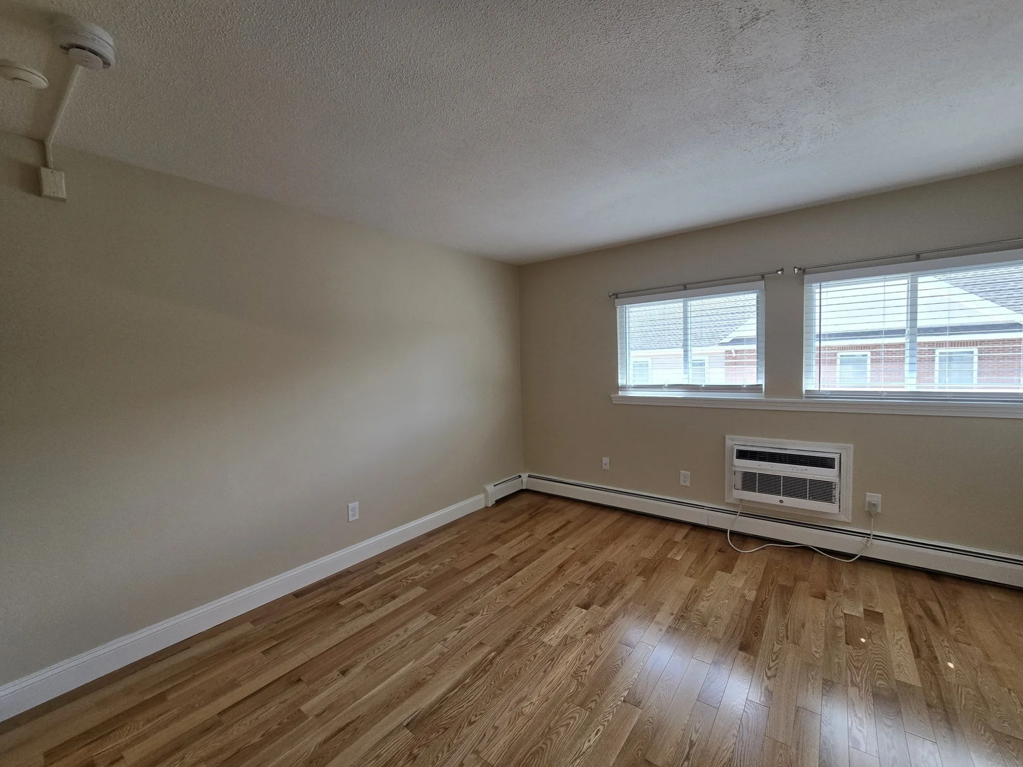 1 bed, 1 bath apartment for rent at 720 Main St Unit 9, Weymouth — photo 13 of 25