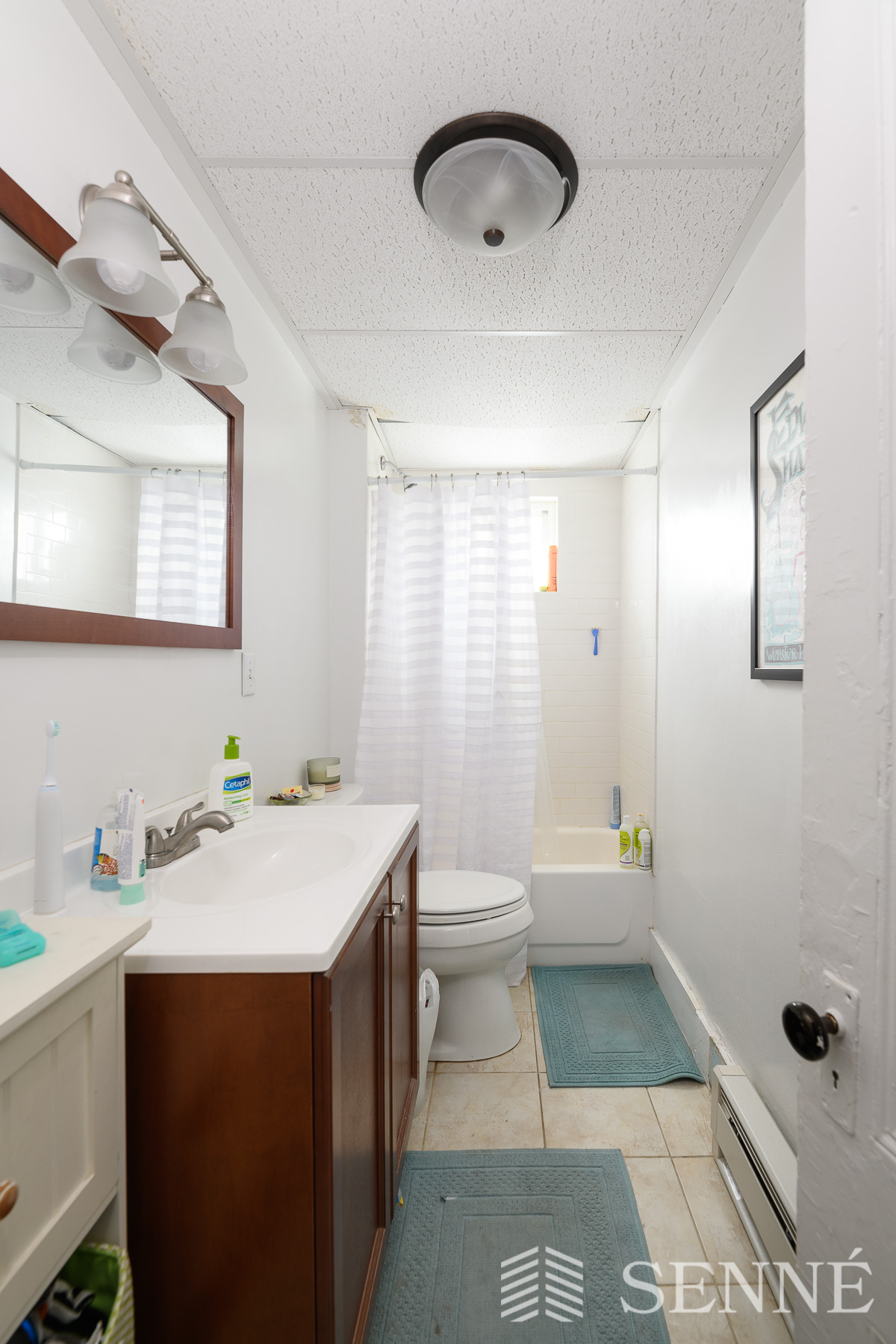 1 bed, 1 bath apartment for rent at 720 Massachusetts Ave Unit 3, Riverside — photo 4 of 7