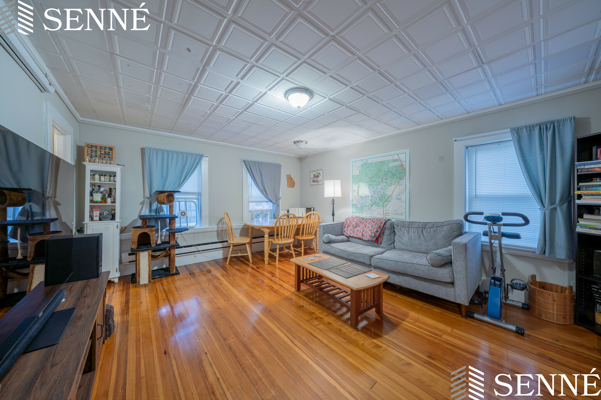 1.5 bed, 1 bath apartment for rent at 720 Massachusetts Ave Unit 9, Riverside — photo 2 of 13
