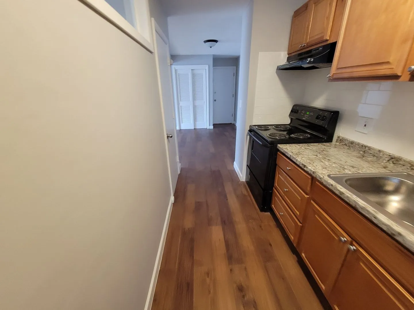 2 bed, 1 bath apartment for rent at 720 River St Unit 30, Hyde Park — photo 3 of 8