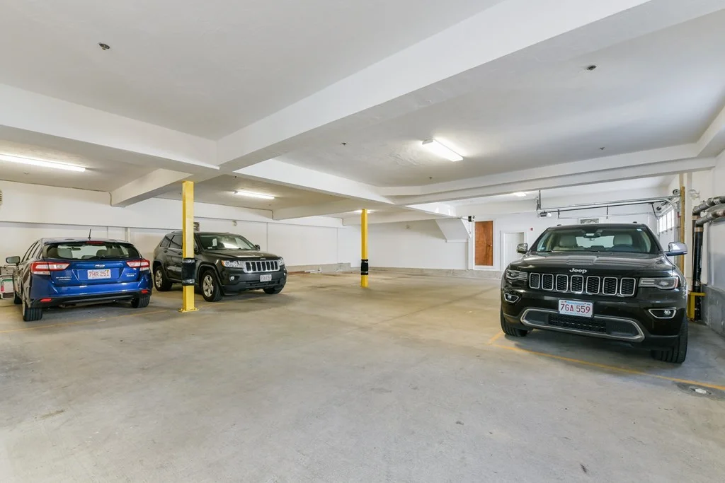 2 bed, 2 bath apartment for rent at 721 E 6th St Unit 4, South Boston — photo 22 of 23