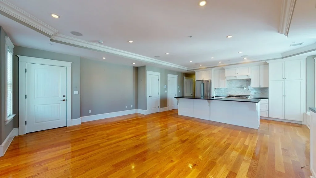 2 bed, 2 bath apartment for rent at 721 E 6th St Unit 4, South Boston — photo 5 of 23