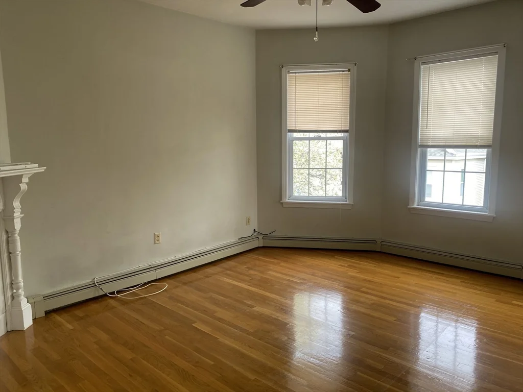1 bed, 1 bath apartment for rent at 721 East Third St Unit 3, South Boston — photo 6 of 12