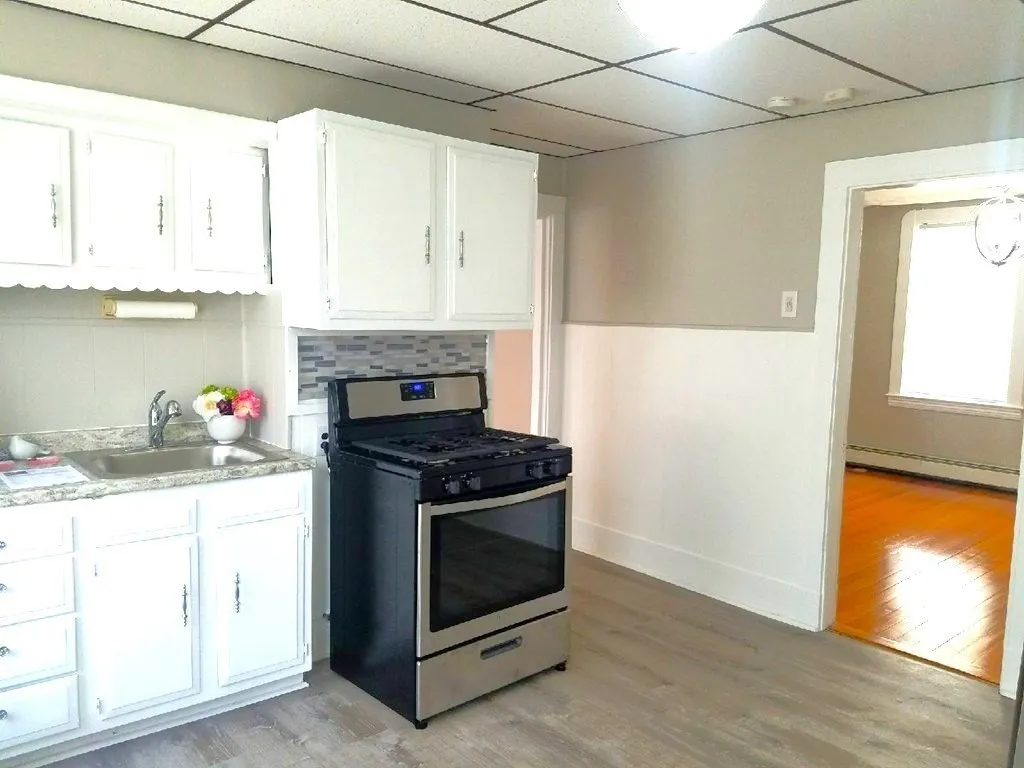 1 bed, 1 bath apartment for rent at 722 Adams St Unit 1, Dorchester — photo 4 of 10