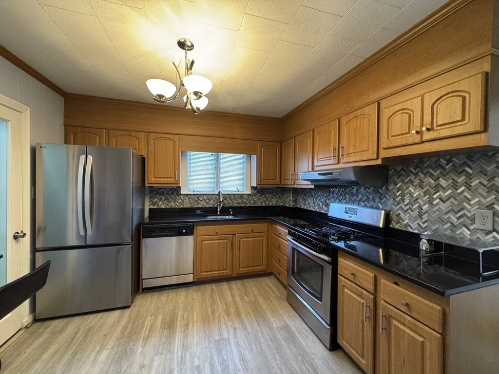 5 bed, 2 bath apartment for rent at 722 Adams St Unit 2, Dorchester