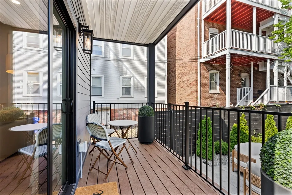 3 bed, 4+ bath apartment for rent at 722 East 5th St Unit 1, South Boston — photo 27 of 42