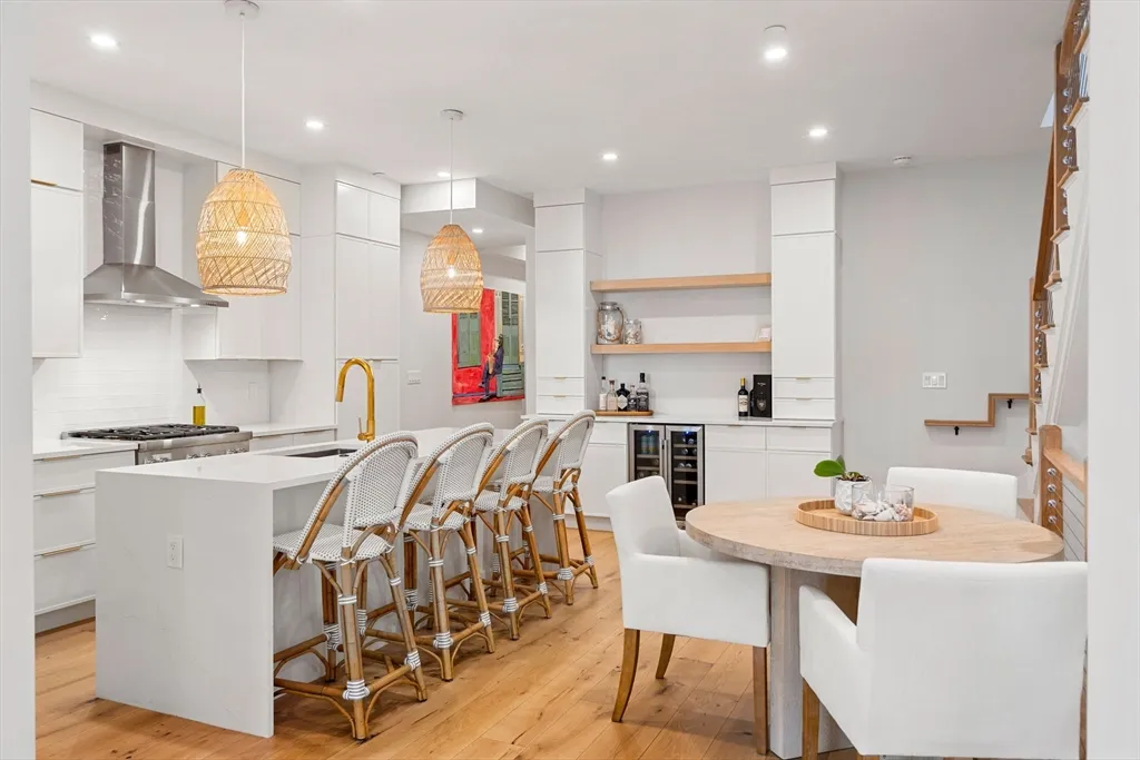 3 bed, 4+ bath apartment for rent at 722 East 5th St Unit 1, South Boston — photo 18 of 42
