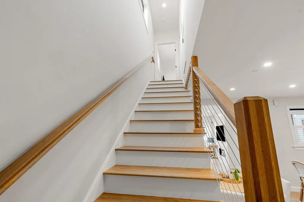 3 bed, 4+ bath apartment for rent at 722 East 5th St Unit 1, South Boston — photo 29 of 42