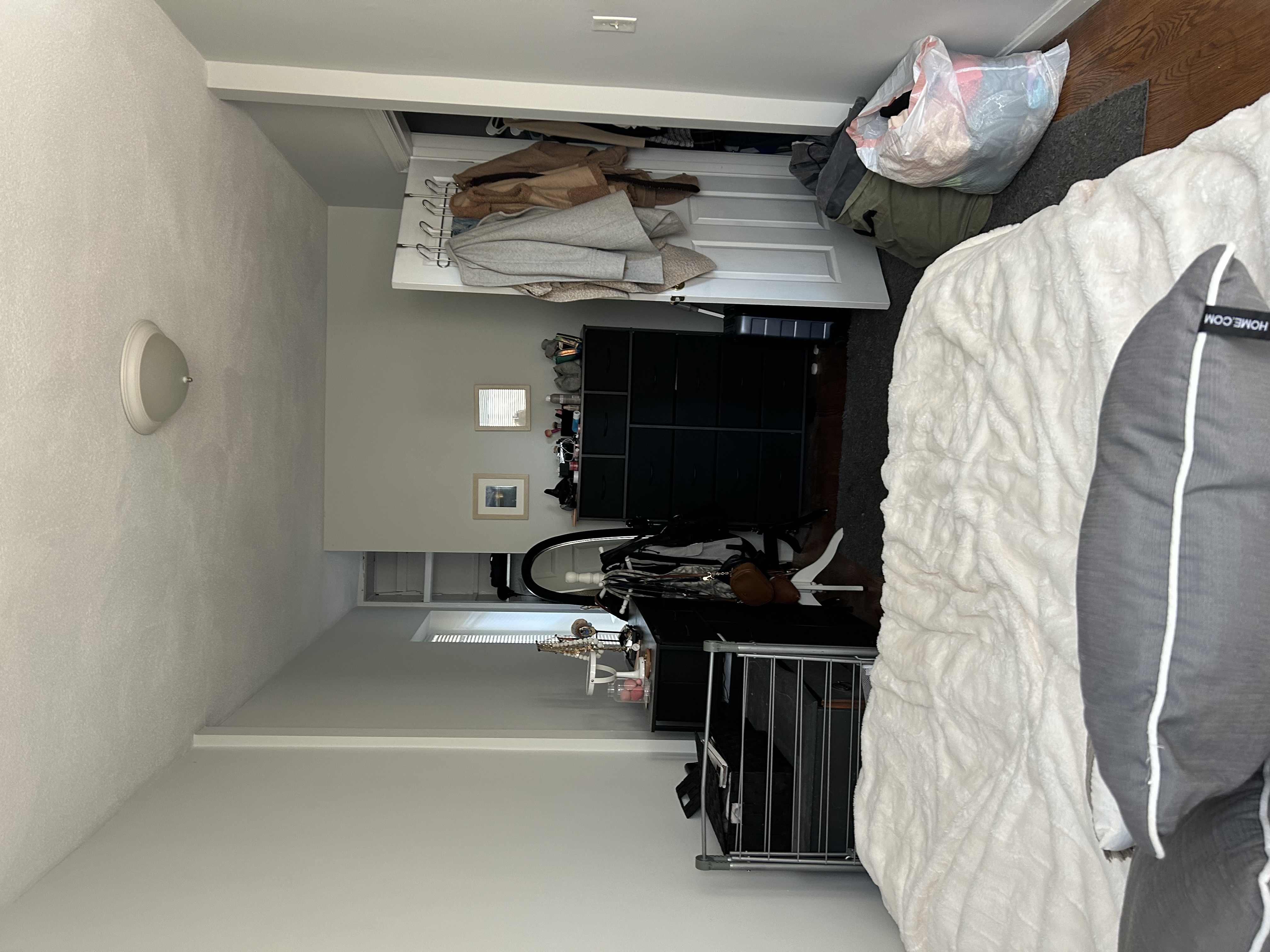 1 bed, 1 bath apartment for rent at 722 6th St Unit 3L, South Boston — photo 5 of 12