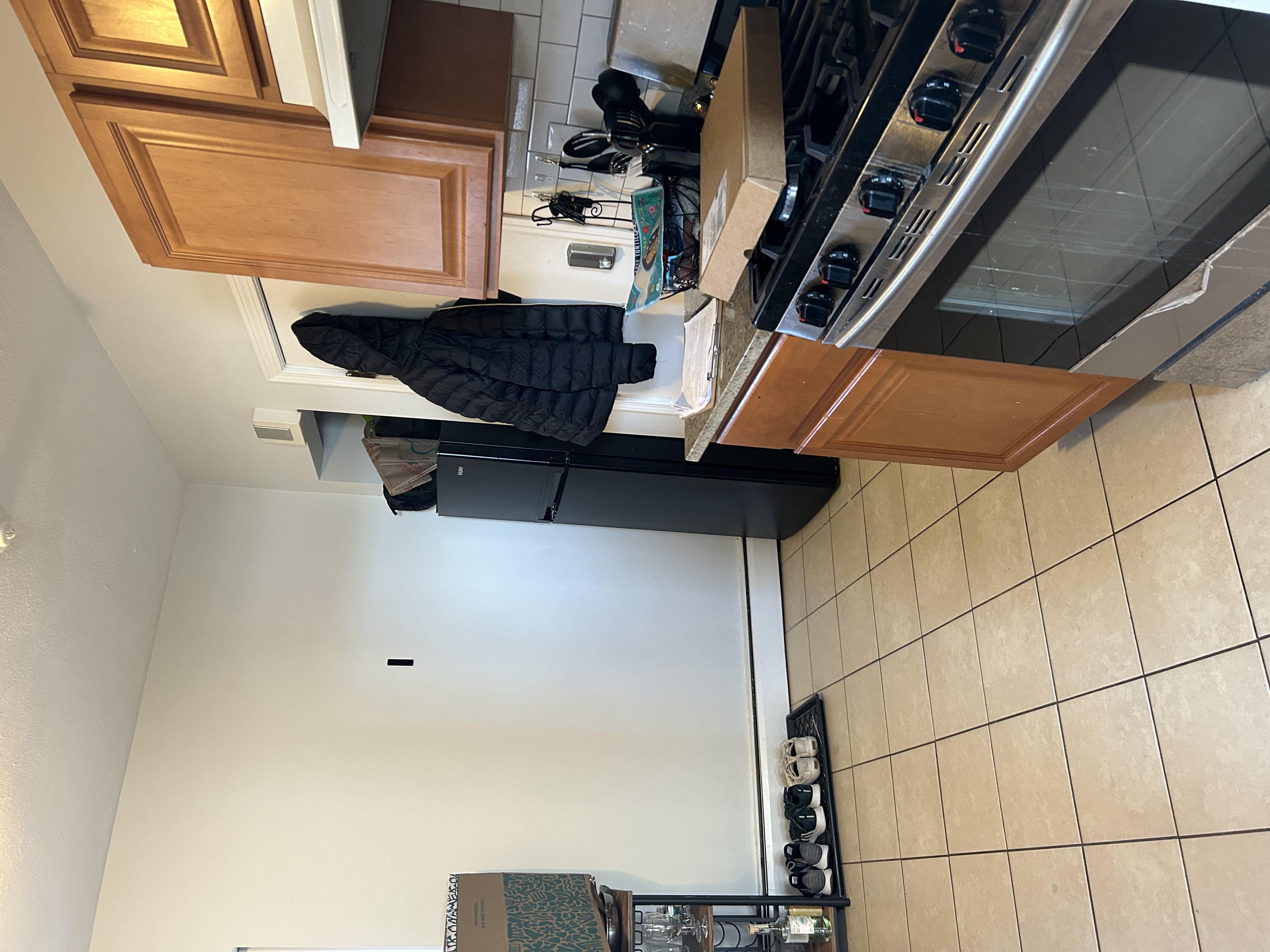 1 bed, 1 bath apartment for rent at 722 6th St Unit 3L, South Boston — photo 3 of 12