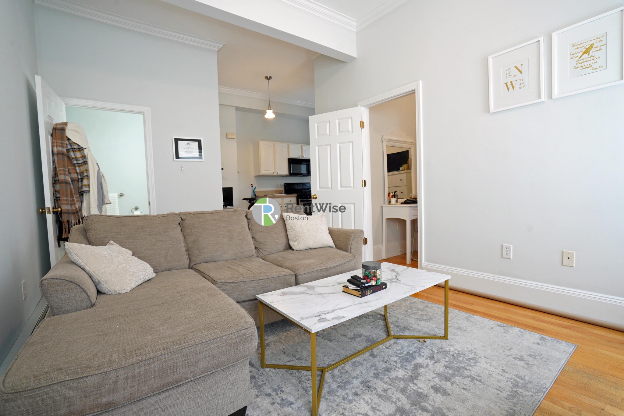 1 bed, 1 bath apartment for rent at 722 6th St Unit 3R, South Boston — photo 3 of 28
