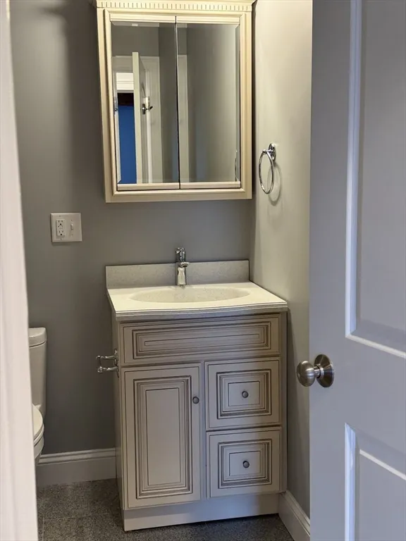 3 bed, 2 bath apartment for rent at 722 Lowell St Unit A, Peabody — photo 31 of 40