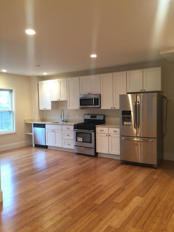3 bed, 1 bath apartment for rent at 722 Saratoga St Unit 1, East Boston — photo 2 of 7