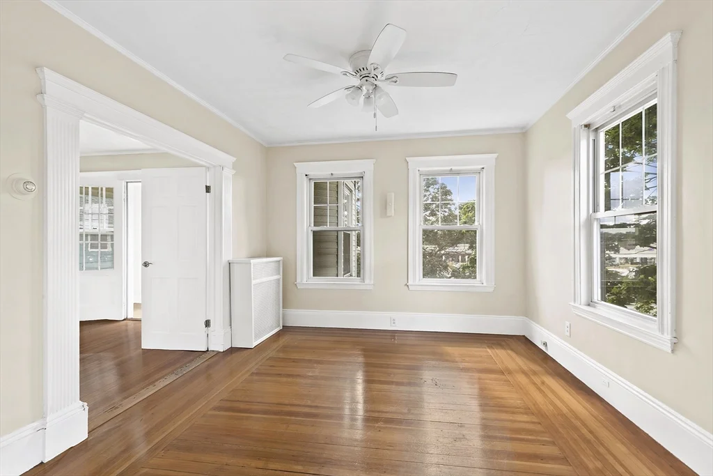 3 bed, 1 bath apartment for rent at 723-725 Fellsway Unit 2, Wellington — photo 7 of 22