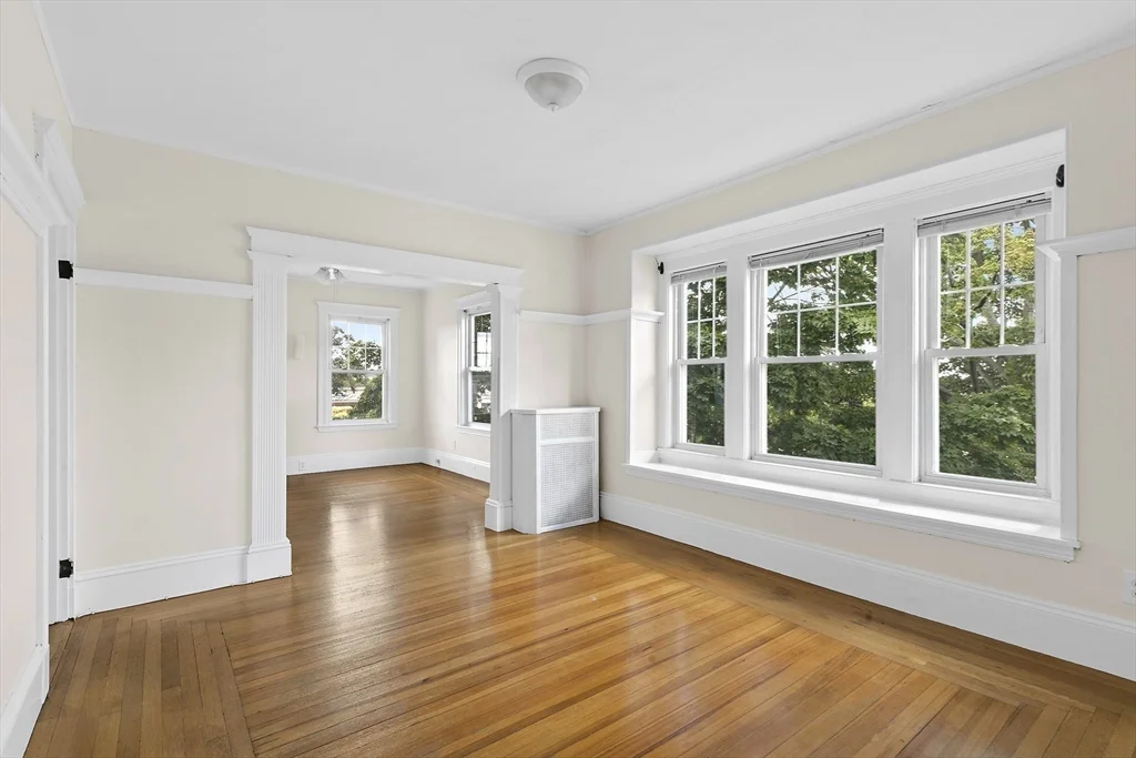 3 bed, 1 bath apartment for rent at 723-725 Fellsway Unit 2, Wellington — photo 5 of 22