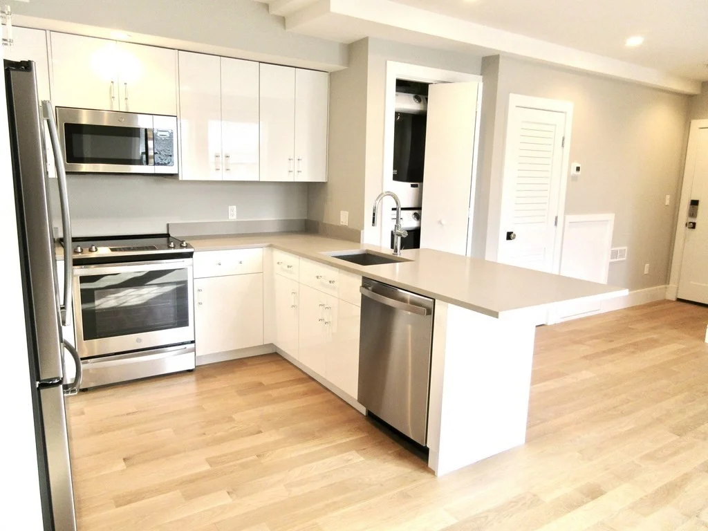 2 bed, 1 bath apartment for rent at 723 Centre St Unit 2, Jamaica Plain — photo 10 of 11