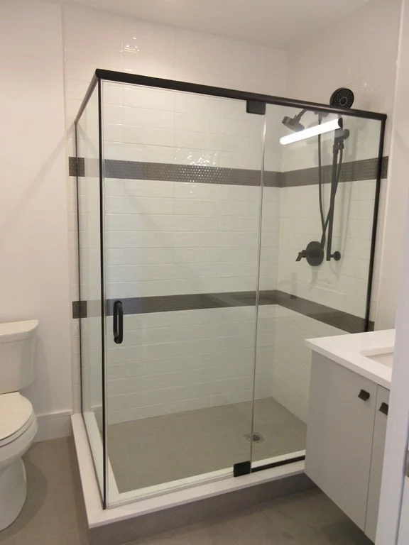 2 bed, 1 bath apartment for rent at 723 Centre St Unit 2, Jamaica Plain — photo 4 of 11