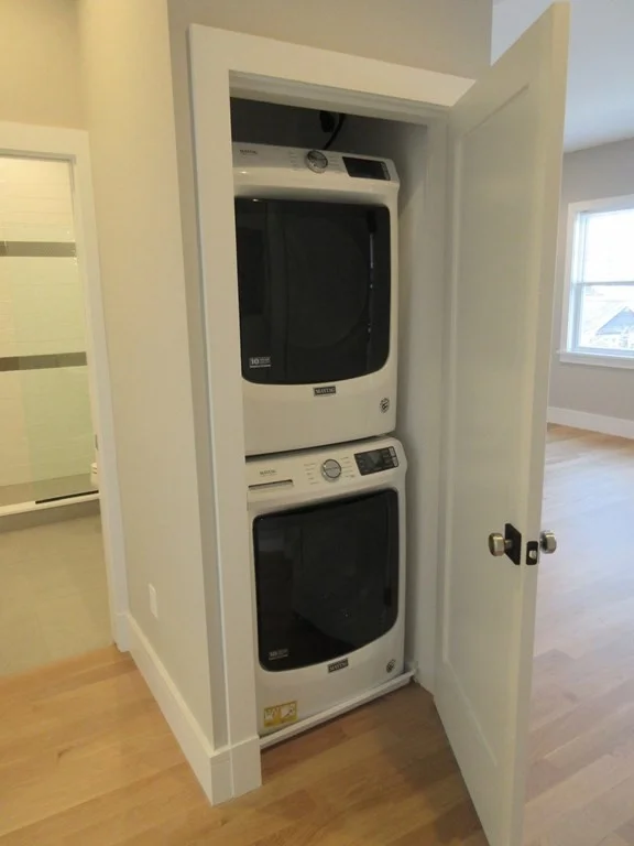 1 bed, 1 bath apartment for rent at 723 Centre St Unit 4, Jamaica Plain — photo 6 of 12