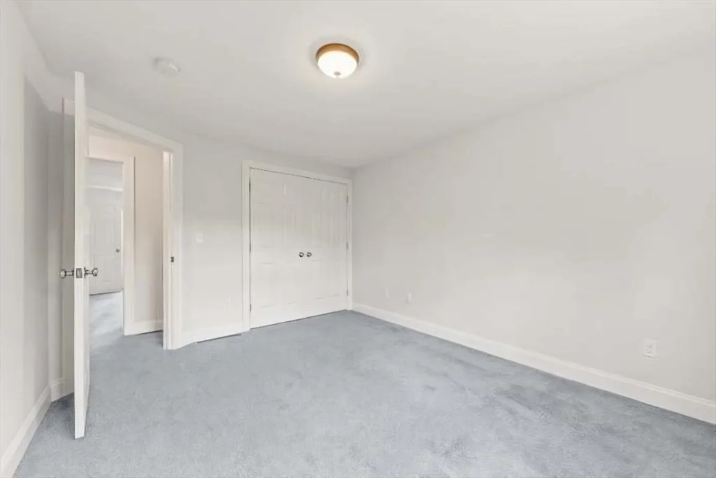 3 bed, 1 bath apartment for rent at 723 County St Unit 723, Attleboro — photo 13 of 21