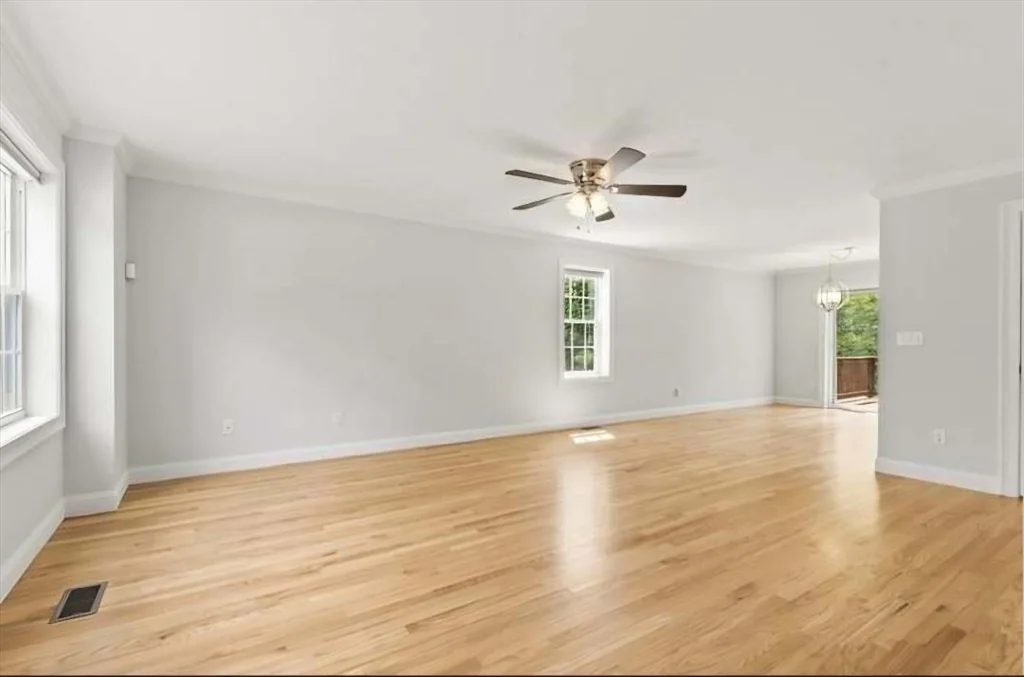 3 bed, 1 bath apartment for rent at 723 County St Unit 723, Attleboro — photo 12 of 21