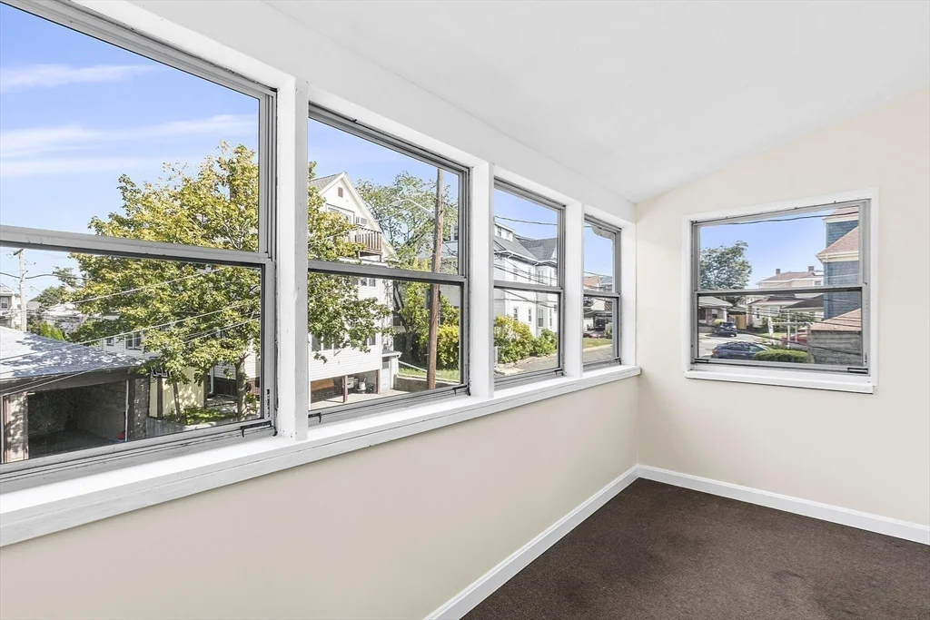 3 bed, 1 bath apartment for rent at 723 Fellsway Unit 2, Wellington — photo 10 of 20