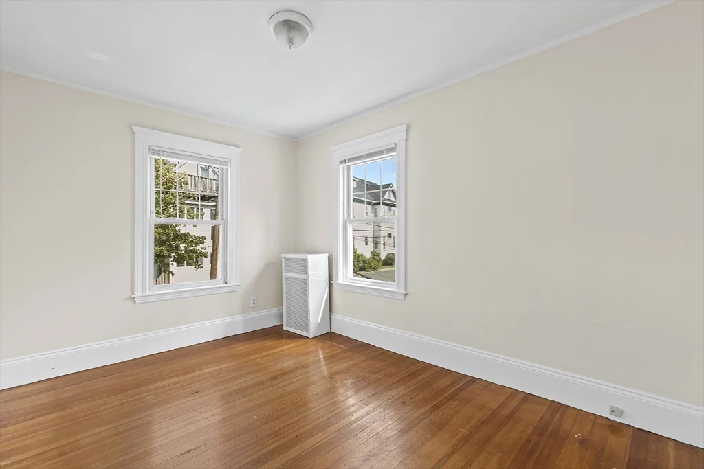 3 bed, 1 bath apartment for rent at 723 Fellsway Unit 2, Wellington — photo 15 of 20