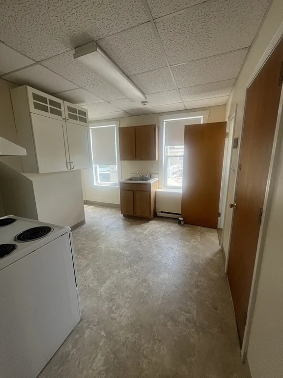 1 bed, 1 bath apartment for rent at 723 Washington St Unit 2F, Newtonville — photo 5 of 9