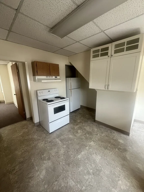 1 bed, 1 bath apartment for rent at 723 Washington St Unit 2F, Newtonville — photo 4 of 9