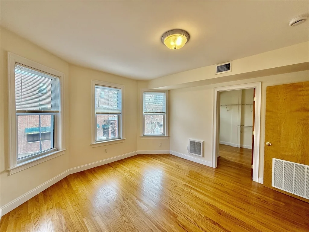 2 bed, 1 bath apartment for rent at 724 Cambridge St Unit 2, Kendall Square — photo 10 of 21