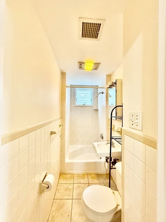 2 bed, 1 bath apartment for rent at 724 Cambridge St Unit 2, Kendall Square — photo 17 of 21